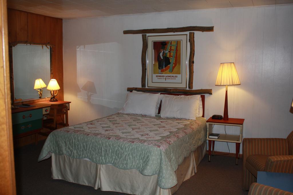 Elkhorn Lodge Chama Phòng bức ảnh